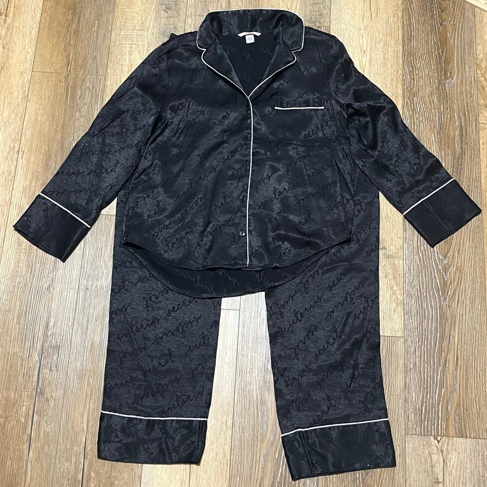 Victoria's Secret Signature Satin Pajama Set Large Black Long Sleeve/Pants EUC!! - Picture 2 of 5